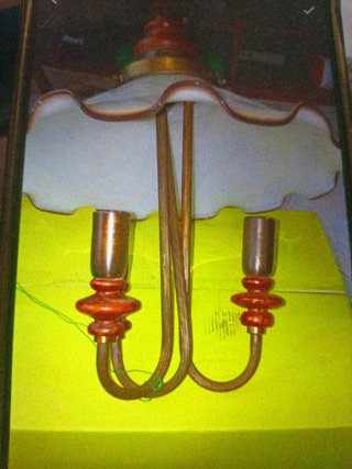 Lampadario in vetro e metallo