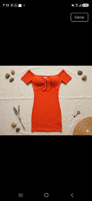 Vestido mini rojo con lazo