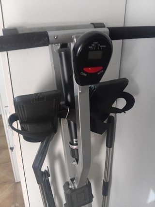 Máquina de remo poco uso