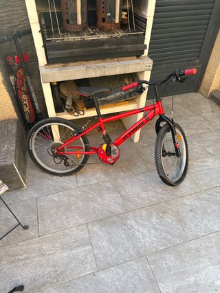 Bicicleta Infantil Roja B'Twin