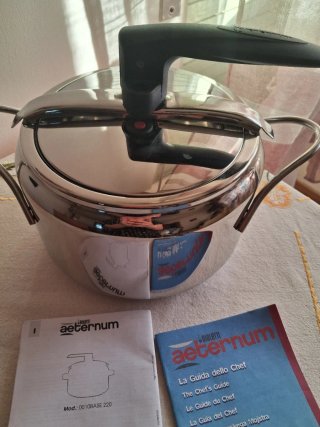 Pentola a pressione Bialetti Aeternum
