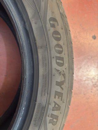 4 Ruedas Goodyear 235/50R19