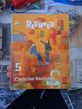Ciencias sociales. 5 Primaria. Revuela. Castill...