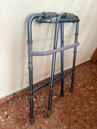 Andador Plegable para Mayores