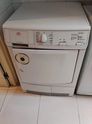 Secadora AEG Lavatherm 7KG