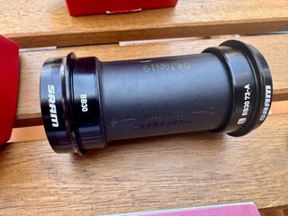 Pedaliera Sram DUB BB30 73mm NUOVA