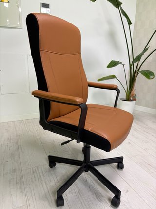 2 Sedie da ufficio ergonomiche in pelle. Molto comode