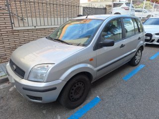 Ford Fusion año 2004 65.000km