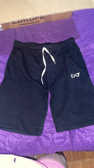 Pantalones cortos verdes EA7