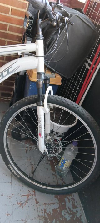 Bicicleta de Montaña MET Blanca