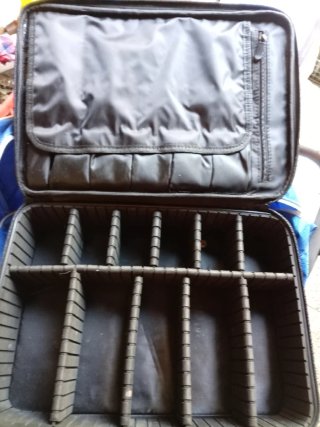 Borsa beauty organizer nero e blu, pari al nuovo