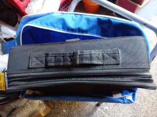 Borsa beauty organizer nero e blu, pari al nuovo