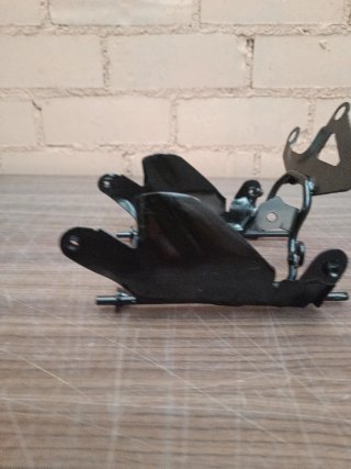 Soporte Carenado / Faro Moto