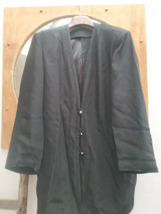 Blazer lungo nero con bottoni