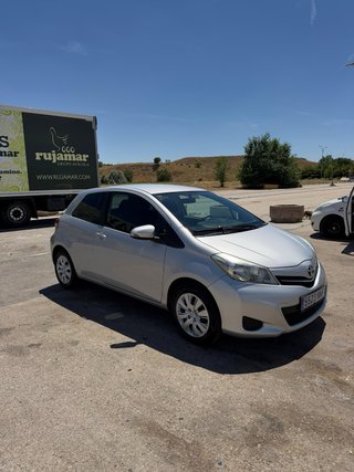 Toyota Yaris 2012