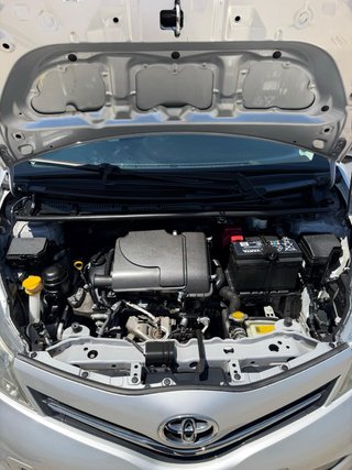 Toyota Yaris 2012