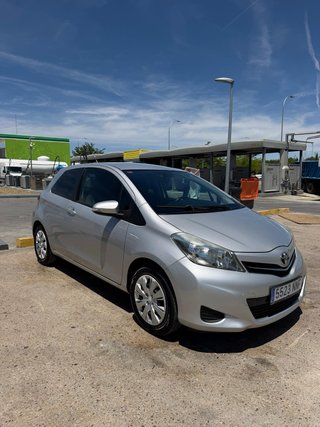 Toyota Yaris 2012