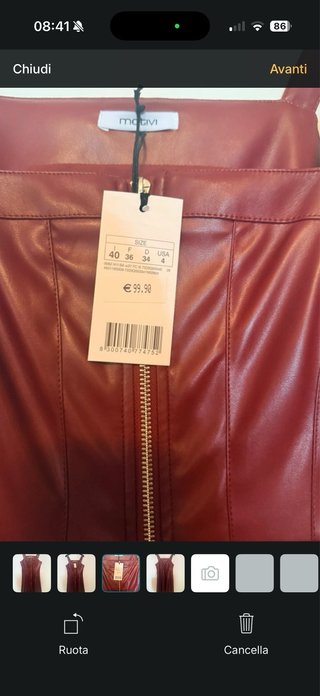 Vestito in ecopelle con zip
