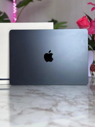 MacBook Air M2