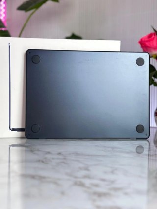 MacBook Air M2