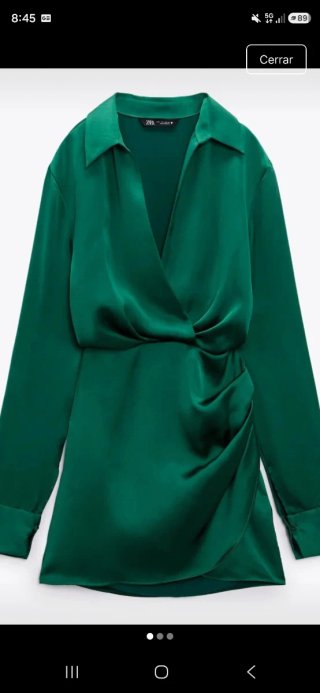 Vestido Zara satinado verde esmeralda