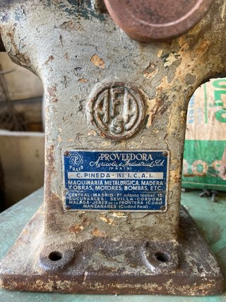 Bordonadora manual AFA