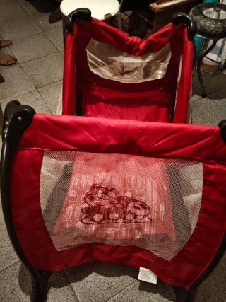 Cuna de viaje plegable con colchón