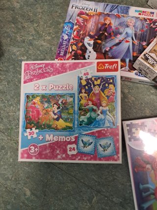 Lotes de Puzzles Disney, Harry Potter y Trolls