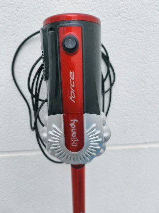 Aspirador-escoba con cable Ariete 600W