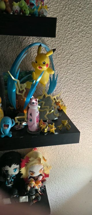 Figuras Anime Originales naruto 50 € ace 60 €