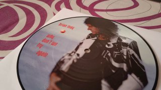 Brian May - Why Don't We Try Again 7" FIRMADO