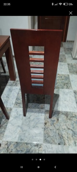 Lote: Sofá, mesa y 6 sillas salón