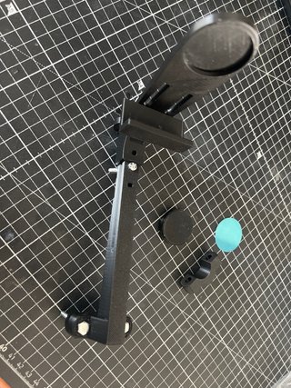 Atril para trombón de varas tubería estrecha