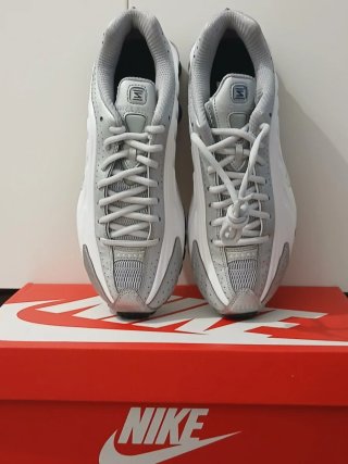 Nike Shox 4 nuove bianche metalliche taglia 39