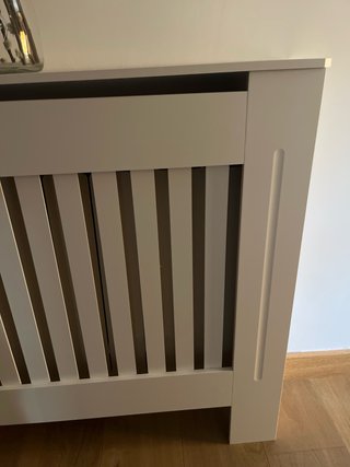 Cubre radiador blanco diseño moderno