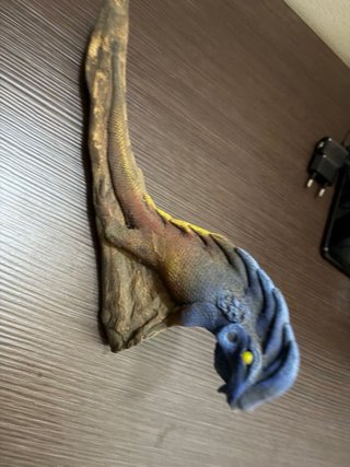 Statuetta Iguana Legno Blu