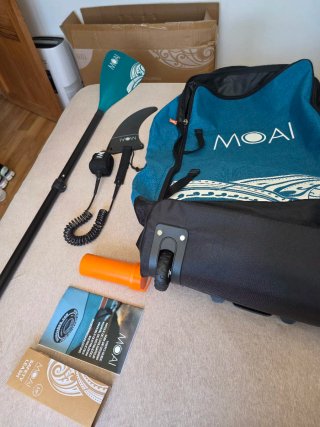 Selling my new MOAI 10'6 paddle board for €330