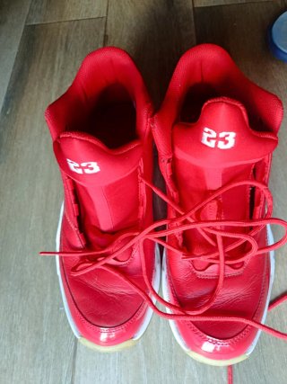 Zapatillas Jordan Aura Max 3 Talla 42.5