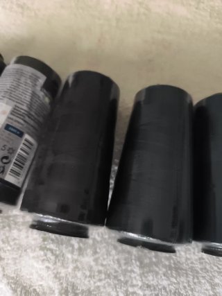 Conos de Hilo Negro OEKO-TEX