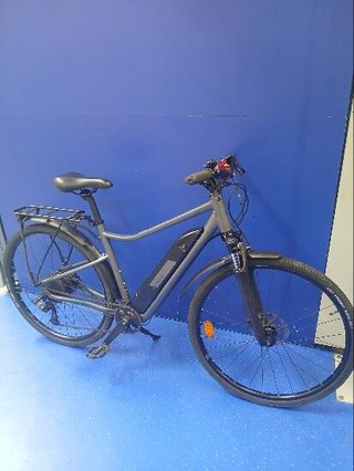 Bicicleta eléctrica de trekking aluminio monoplato 8V