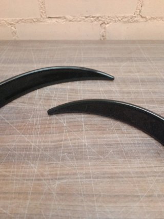 Moldura protectora negra flexible universal 1.20m
