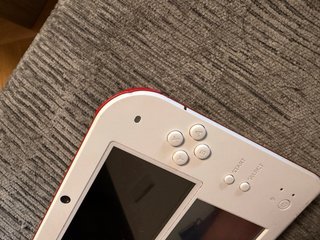 Nintendo 2DS Blanca y Roja
