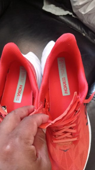 Hoka  carbón x2 Zapatillas Running Rojas y Blancas