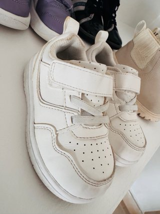 Lote Zapatos Niña talla 22