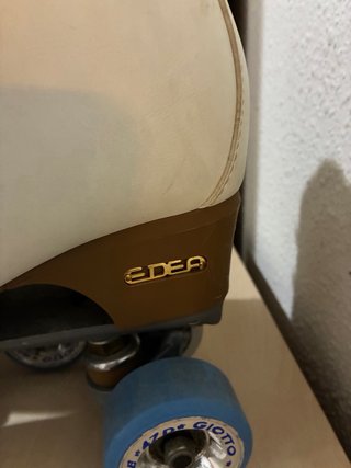 Pattini bianchi Edea