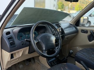 Nissan Terrano II 2.7 125CV
