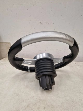 Volante Isotta Negro/Plata