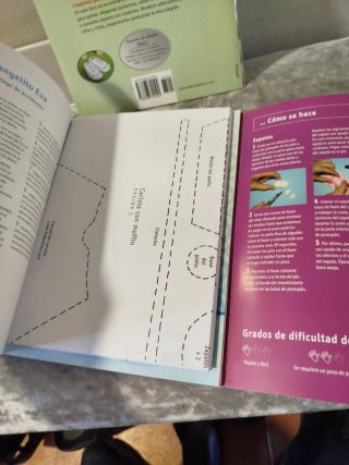 Lote libro Foam y patucos