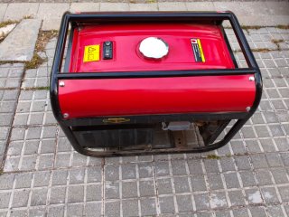 Alquiler Generador Gasolina 15HP Aire-Cooled