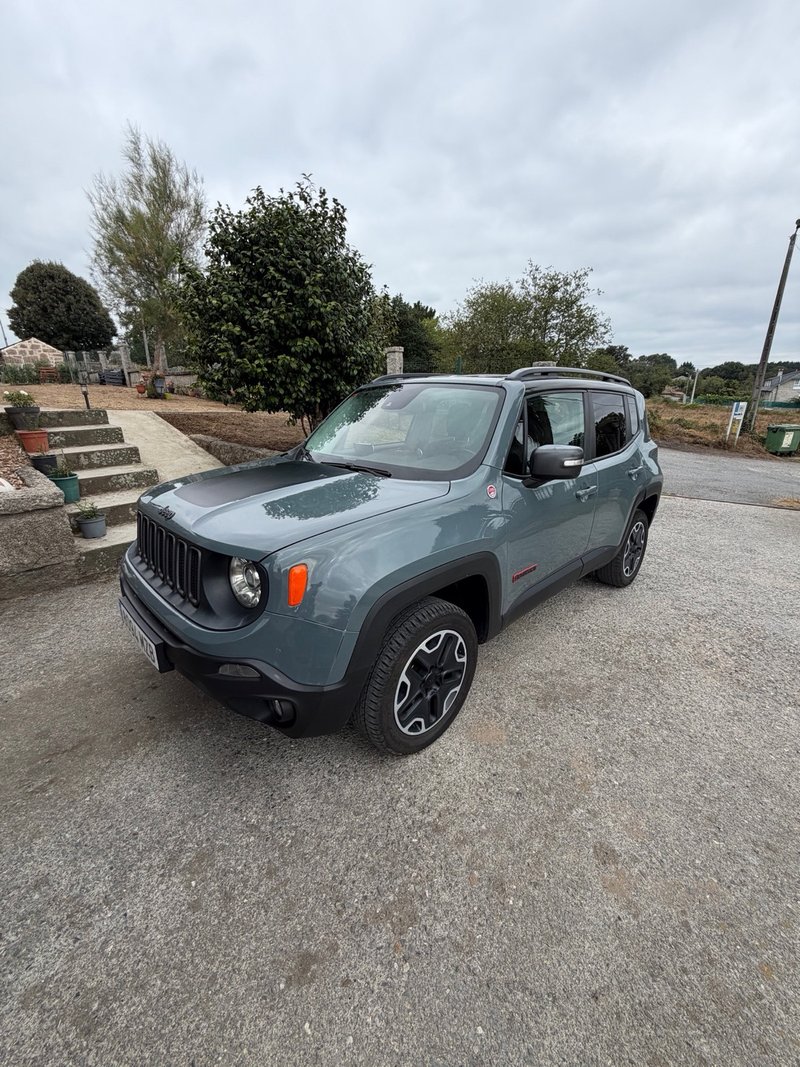 Jeep Renegade 2016 - foto 1